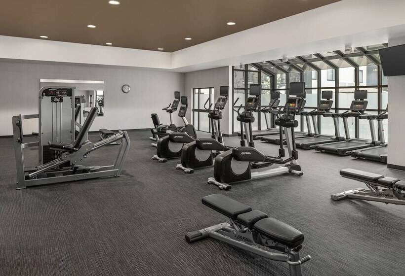 בית מלון כפרי Courtyard Boise Downtown