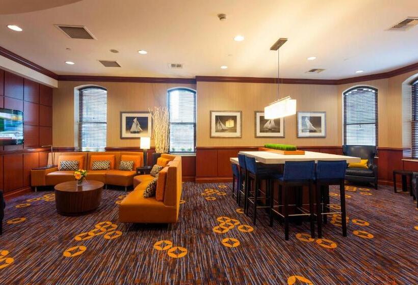 فندق Courtyard Boston Copley Square