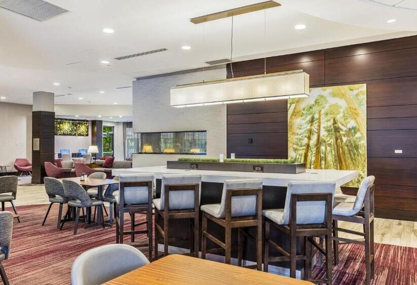 فندق Courtyard By Marriott Boston Waltham