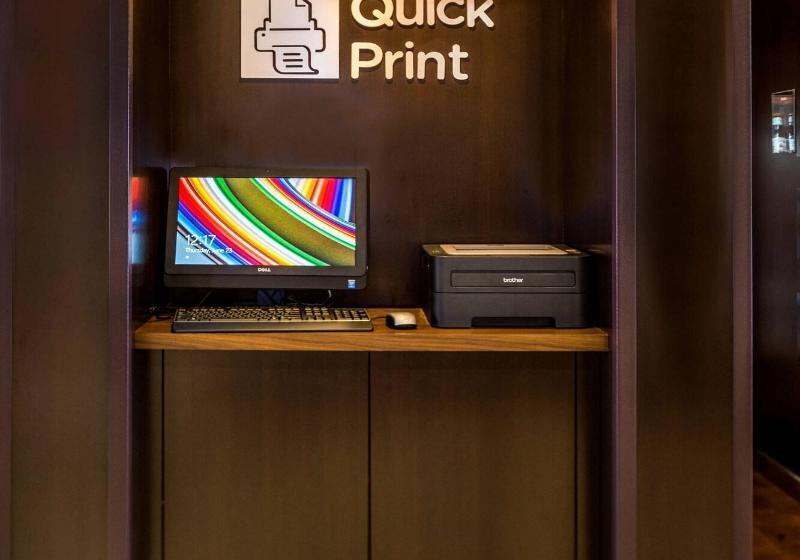 فندق Courtyard By Marriott Bryan College Station