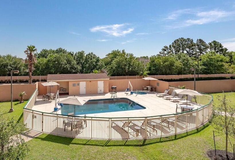 هتل Courtyard By Marriott Bryan College Station