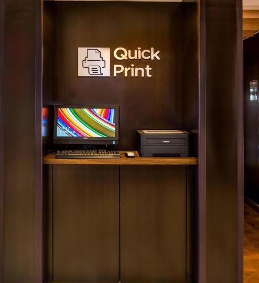 هتل Courtyard By Marriott Bryan College Station