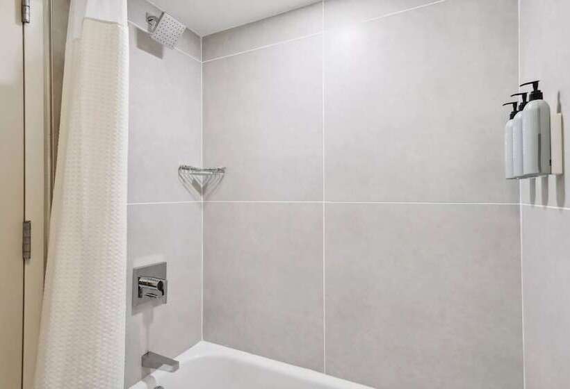 فندق Courtyard Burlington Williston