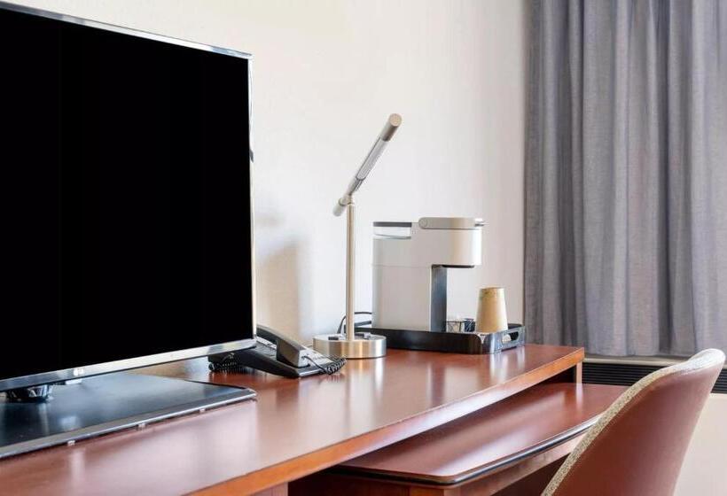 فندق Courtyard Burlington Williston