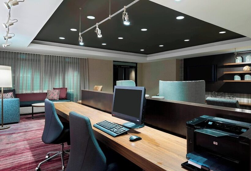 فندق Courtyard Asheville