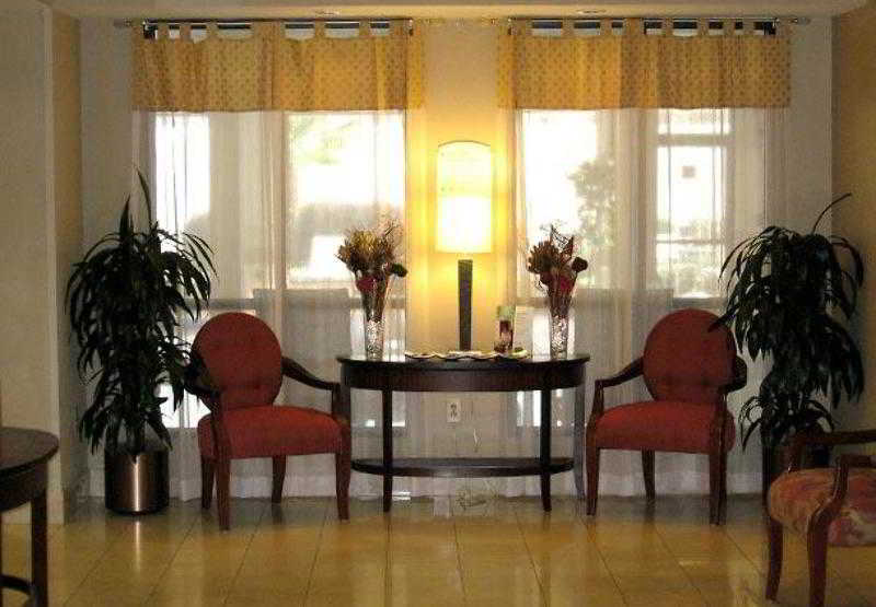 فندق Courtyard by Marriott Atlanta Six Flags