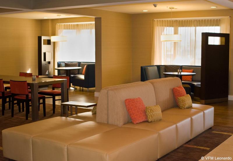 Отель Courtyard By Marriott Austin Round Rock