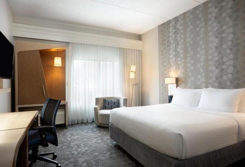 Отель Courtyard By Marriott Austin Round Rock