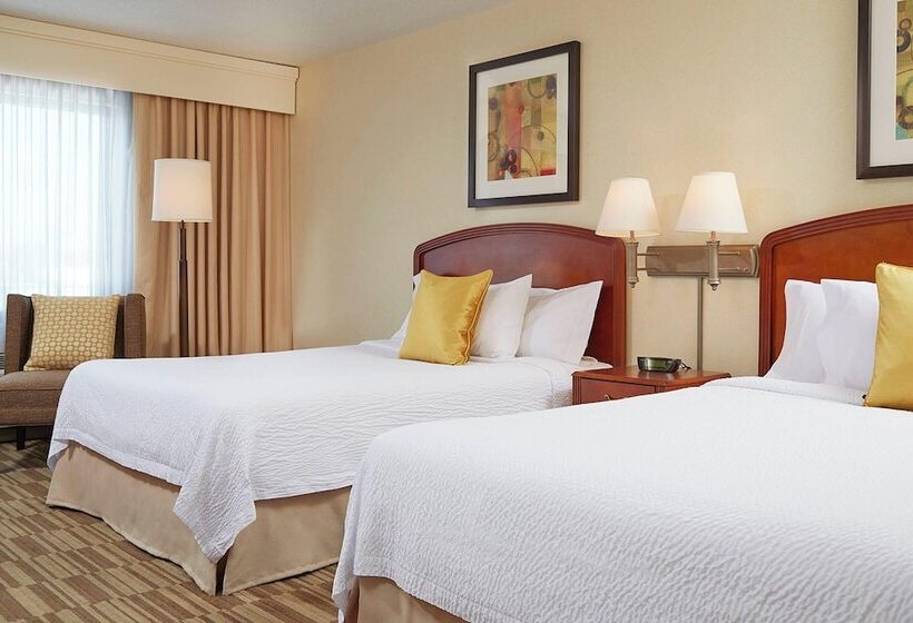 فندق Courtyard Boston Natick