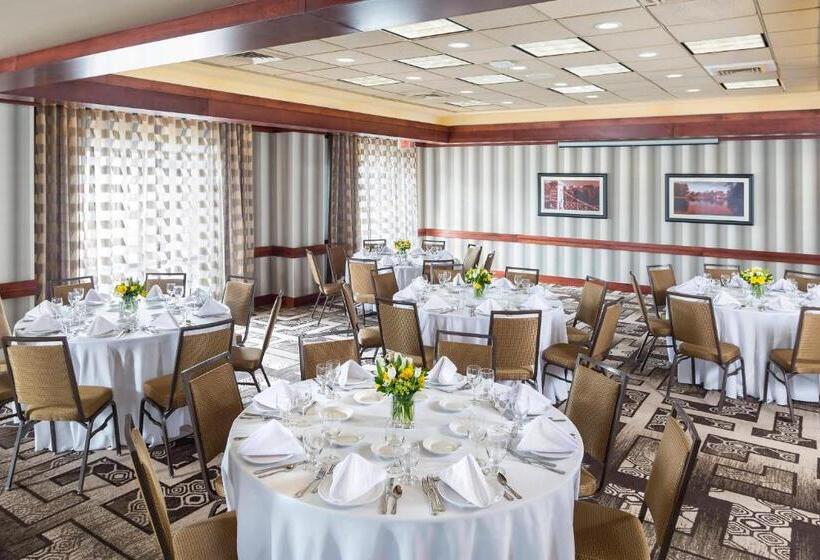 فندق Courtyard Boston Natick