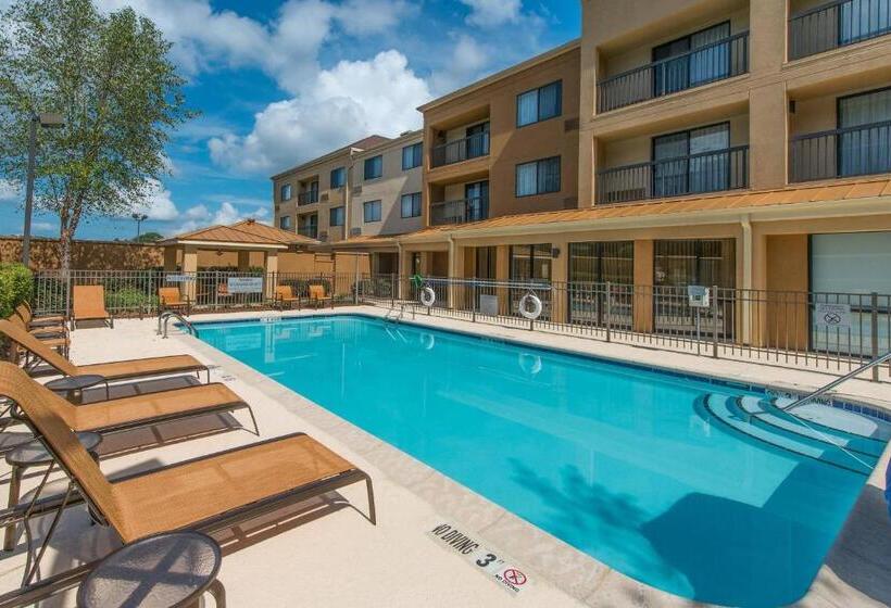 Отель Courtyard Bymarriott Albany