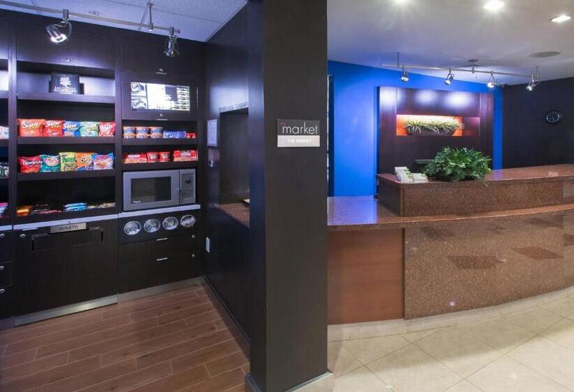 فندق Courtyard Bymarriott Albany