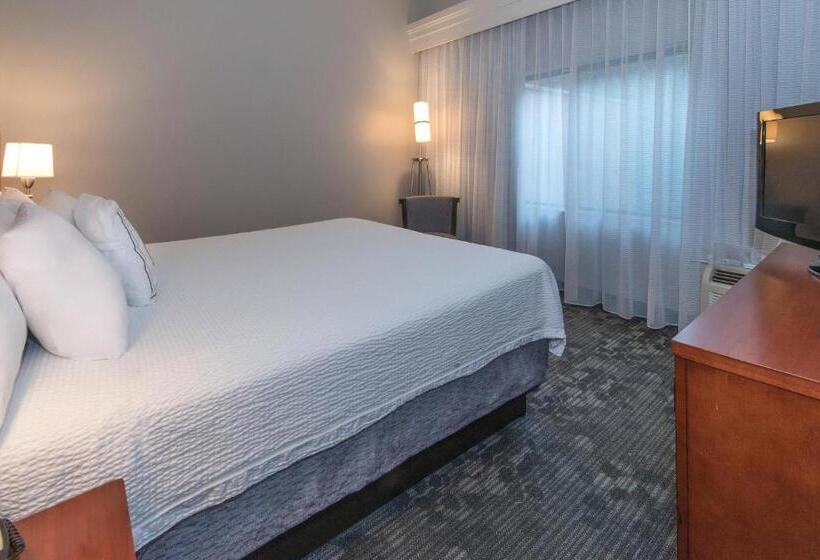 فندق Courtyard Bymarriott Albany