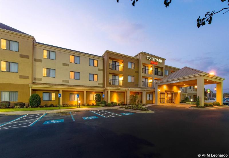Отель Courtyard Bymarriott Albany