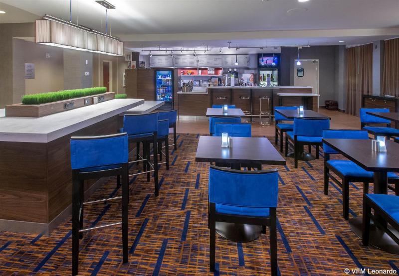 Отель Courtyard Bymarriott Albany