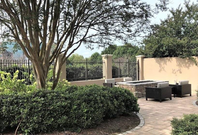 בית מלון כפרי Courtyard By Marriott Charlotte Ballantyne