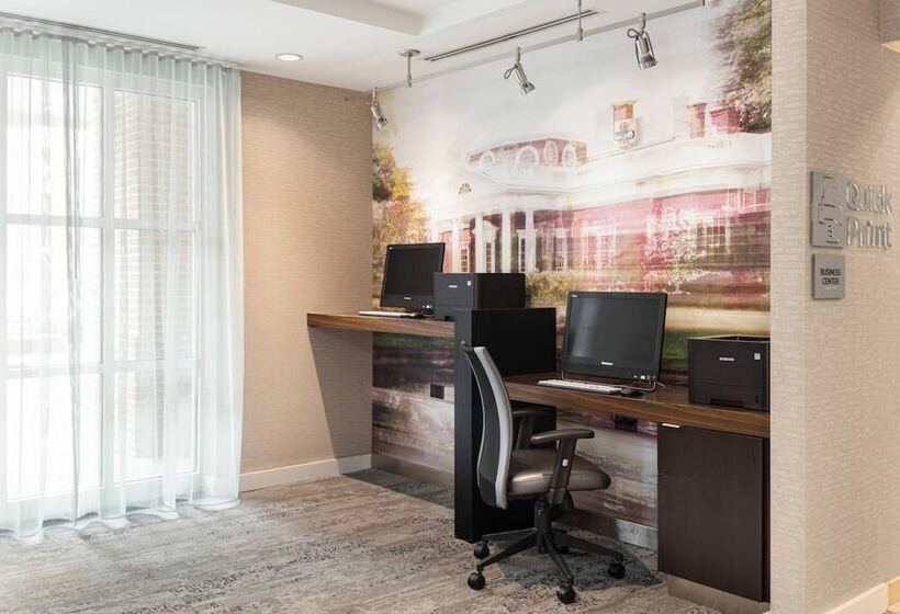 בית מלון כפרי Courtyard By Marriott Charlottesville   University Medical Center