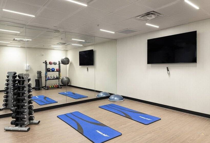 בית מלון כפרי Courtyard By Marriott Charlottesville   University Medical Center