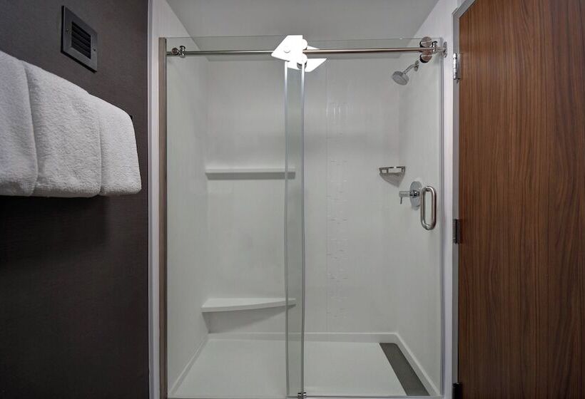 בית מלון כפרי Courtyard By Marriott Cincinnati Airport