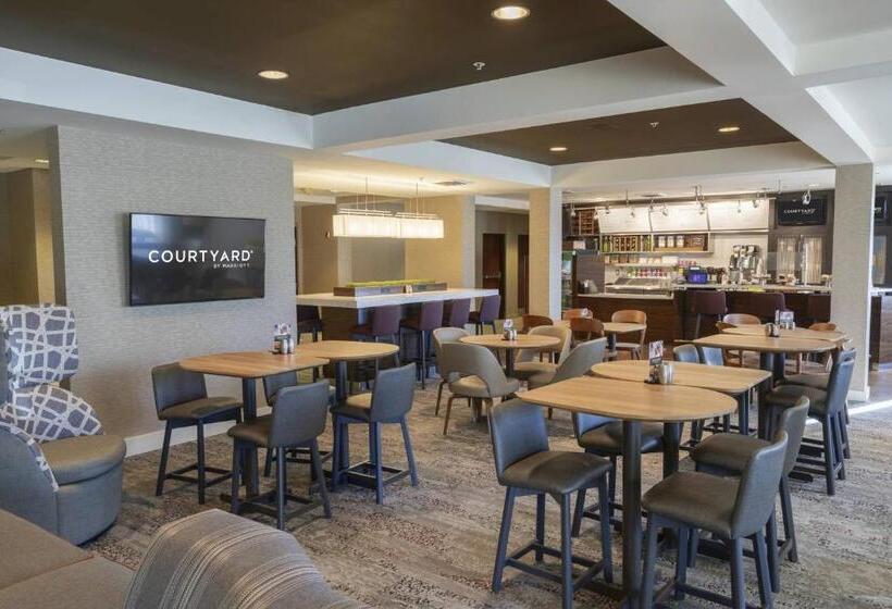 فندق Courtyard By Marriott Cleveland Willoughby