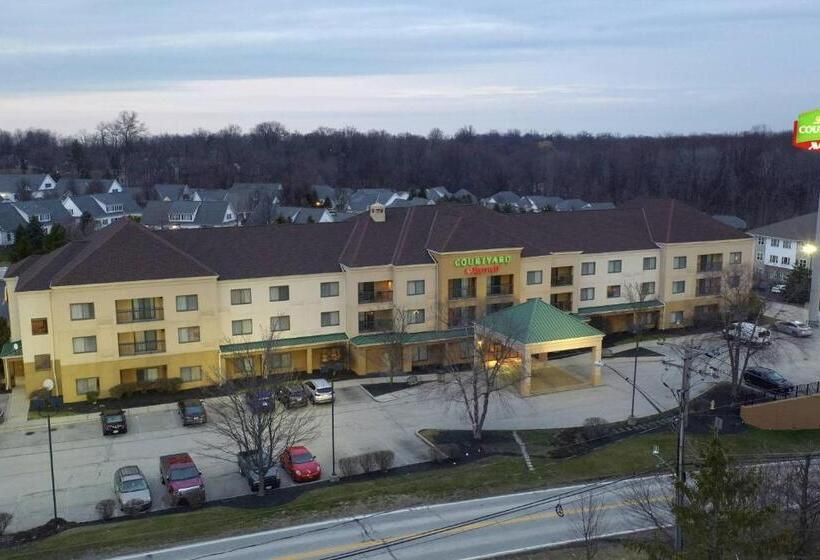 فندق Courtyard By Marriott Cleveland Willoughby