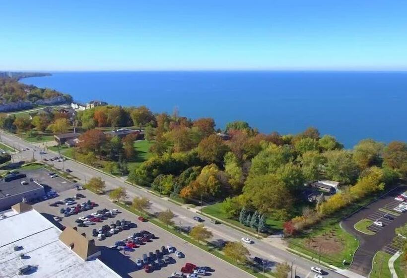 فندق Courtyard By Marriott Cleveland Willoughby