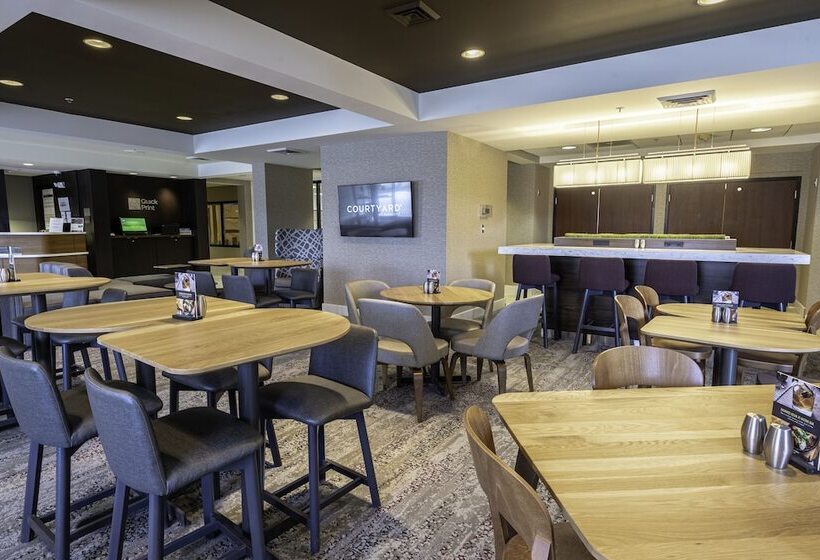 فندق Courtyard By Marriott Cleveland Willoughby