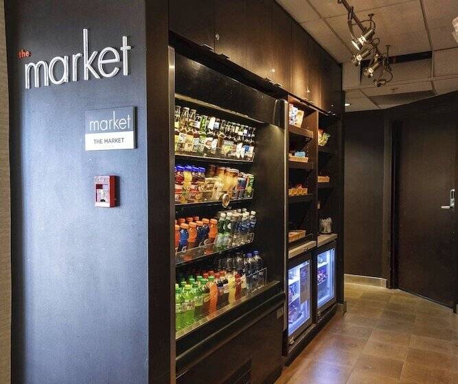 فندق Courtyard By Marriott Cleveland Willoughby