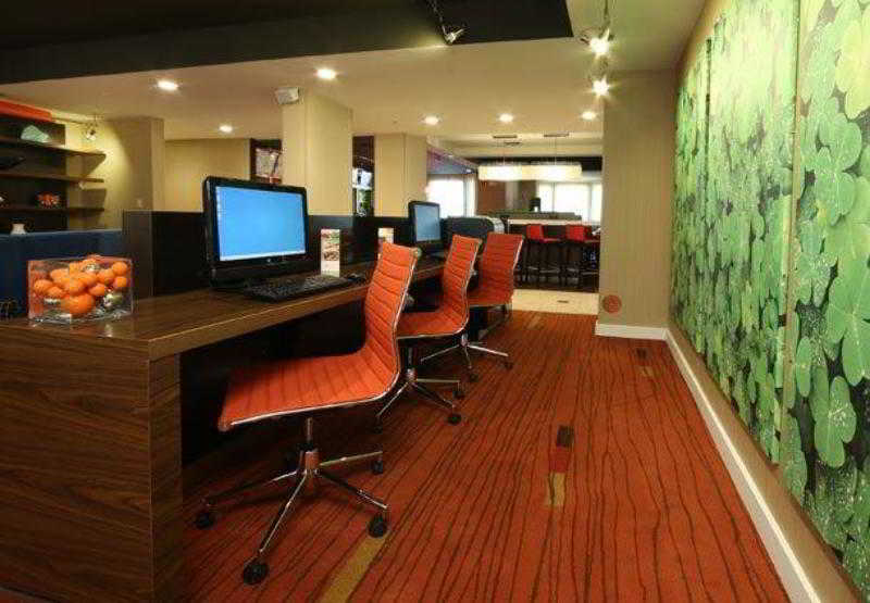 호텔 Courtyard By Marriott Dayton North