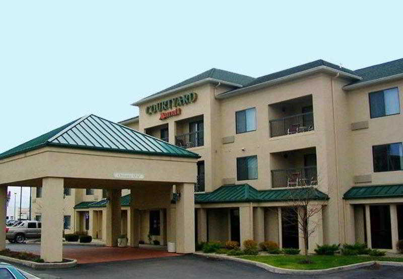 호텔 Courtyard By Marriott Dayton North
