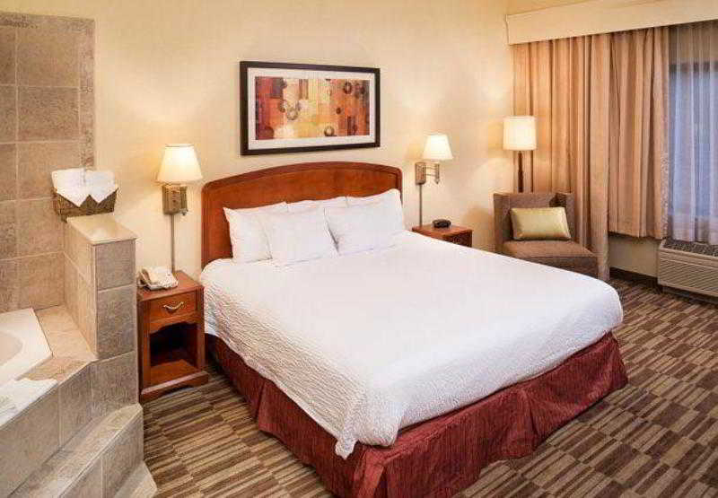 فندق Courtyard Denver South Park Meadows Mall