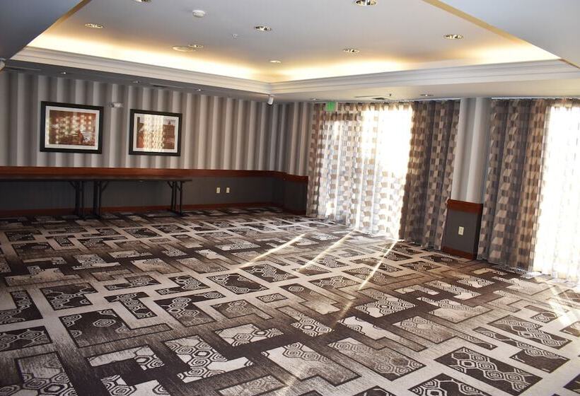 فندق Courtyard Denver South Park Meadows Mall