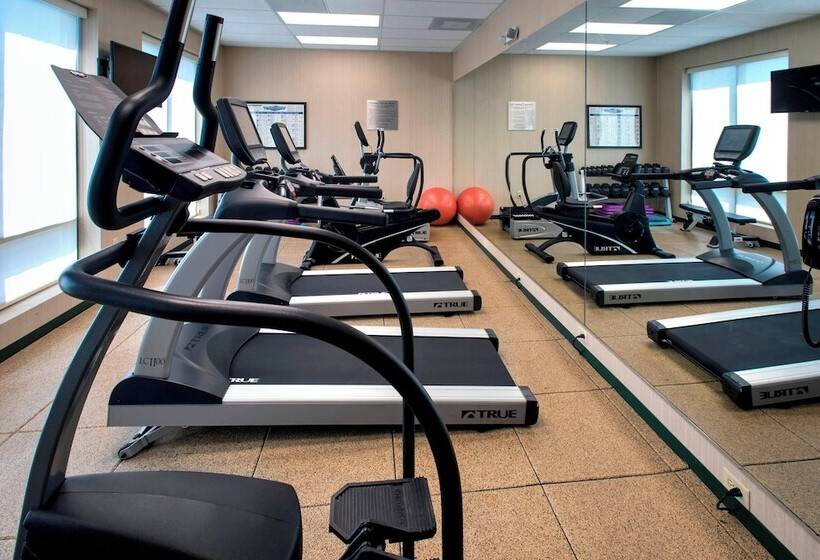 فندق Courtyard By Marriott Saratoga Springs