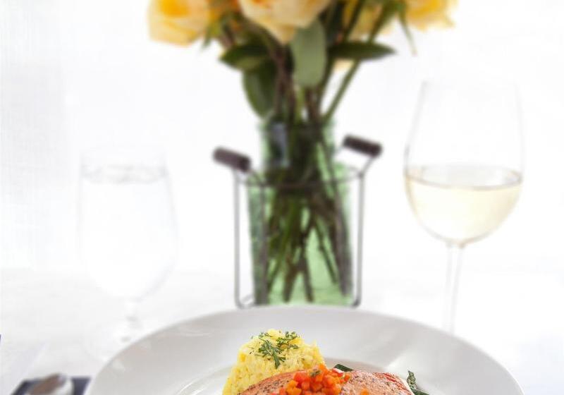 فندق Courtyard By Marriott Seattle Bellevue/downtown