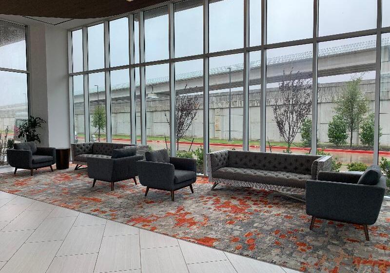 فندق Crowne Plaza Suites Arlington, An Ihg