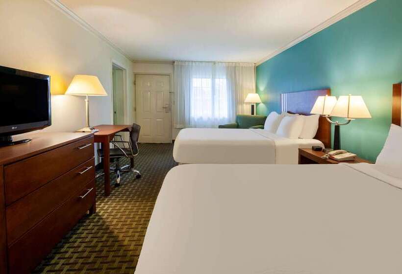فندق Days Inn By Wyndham Austintown