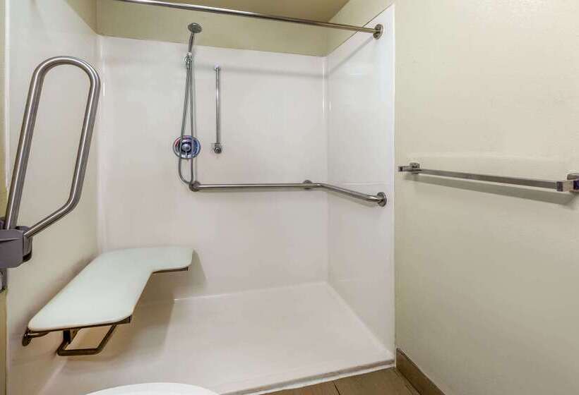 فندق Days Inn By Wyndham Austintown