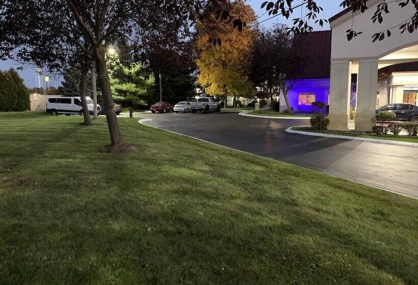 فندق Days Inn By Wyndham Austintown