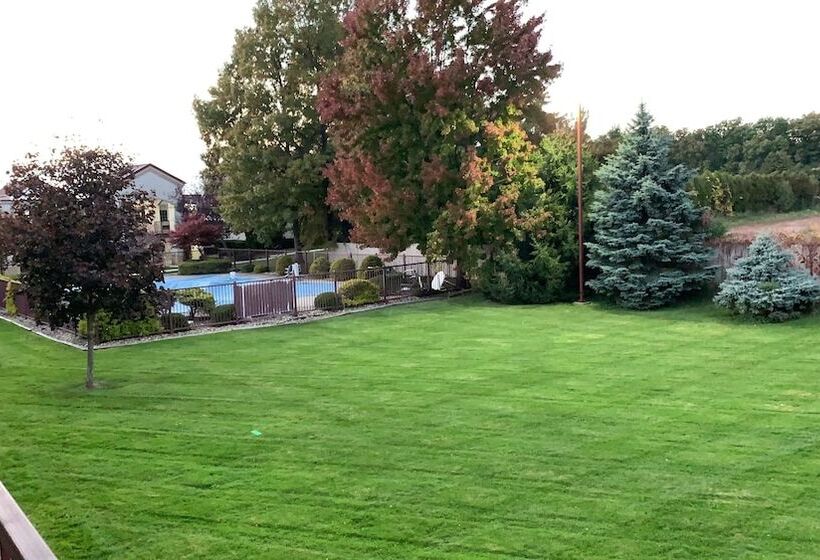 فندق Days Inn By Wyndham Austintown