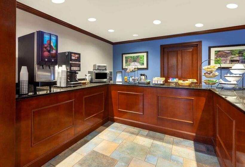 فندق Days Inn By Wyndham Austintown