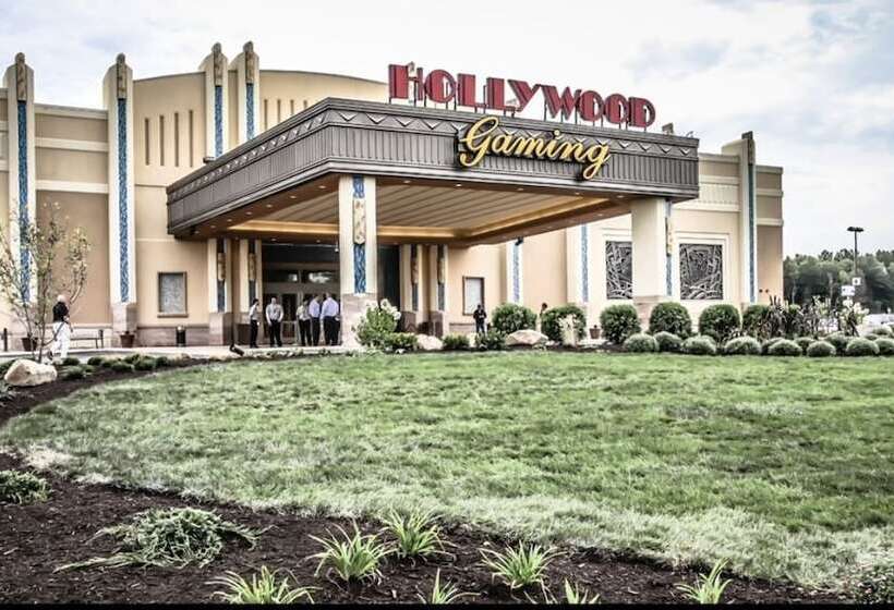 فندق Days Inn By Wyndham Austintown