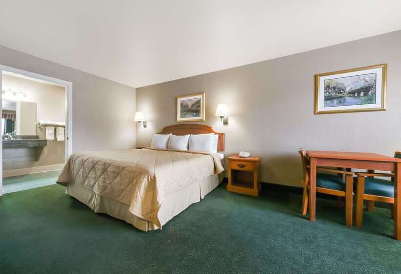 בית מלון כפרי Days Inn By Wyndham Granbury