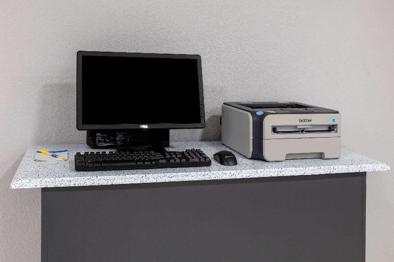 בית מלון כפרי Days Inn By Wyndham Granbury