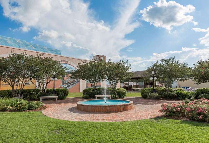 فندق Days Inn & Suites By Wyndham Jennings