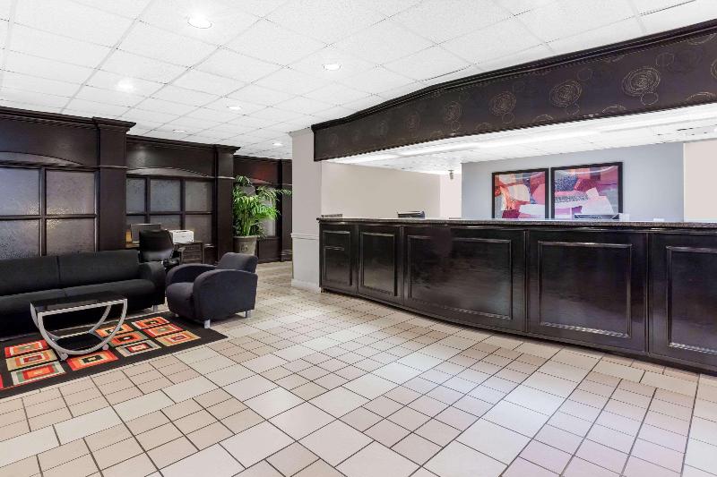 فندق Days Inn & Suites By Wyndham Jennings