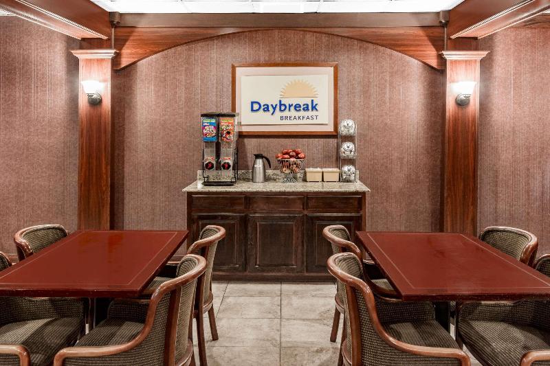 فندق Days Inn & Suites By Wyndham Jennings
