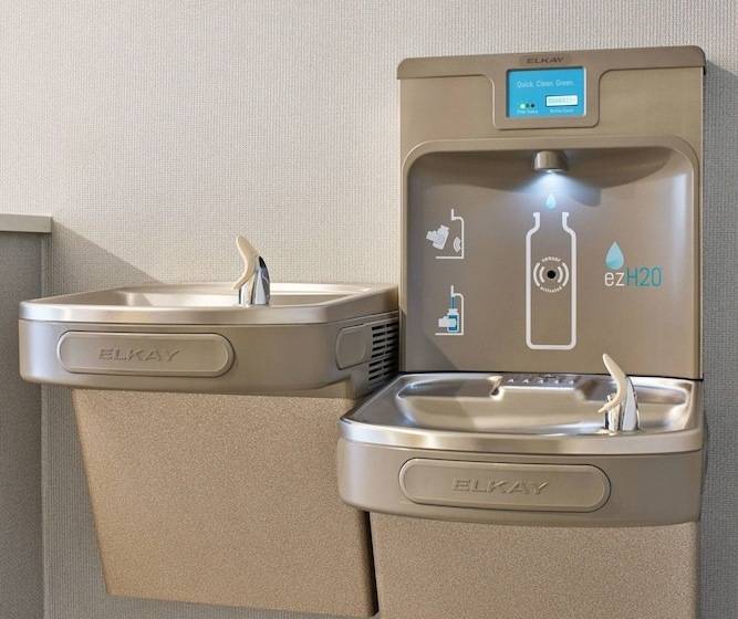 Delta Hotels By Marriott Muskegon Convention Center