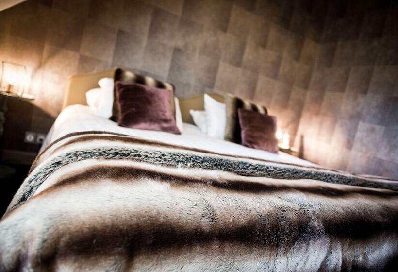 فندق Domaine De Barive