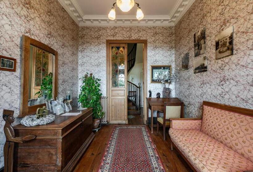 호텔 Domaine De Bassilour