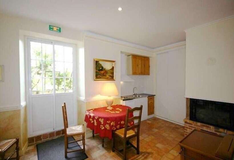 בית מלון כפרי Domaine De Moresville